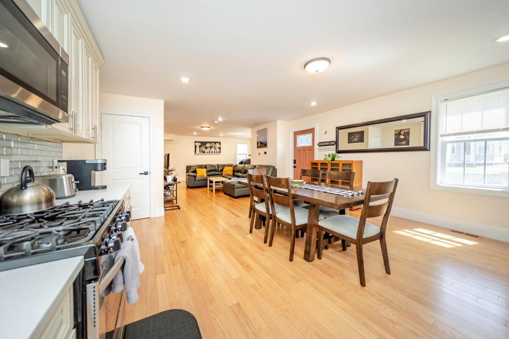 37 - 3Br Quincy - Cozy Townhouse Near Blue Hills Leilighet Eksteriør bilde